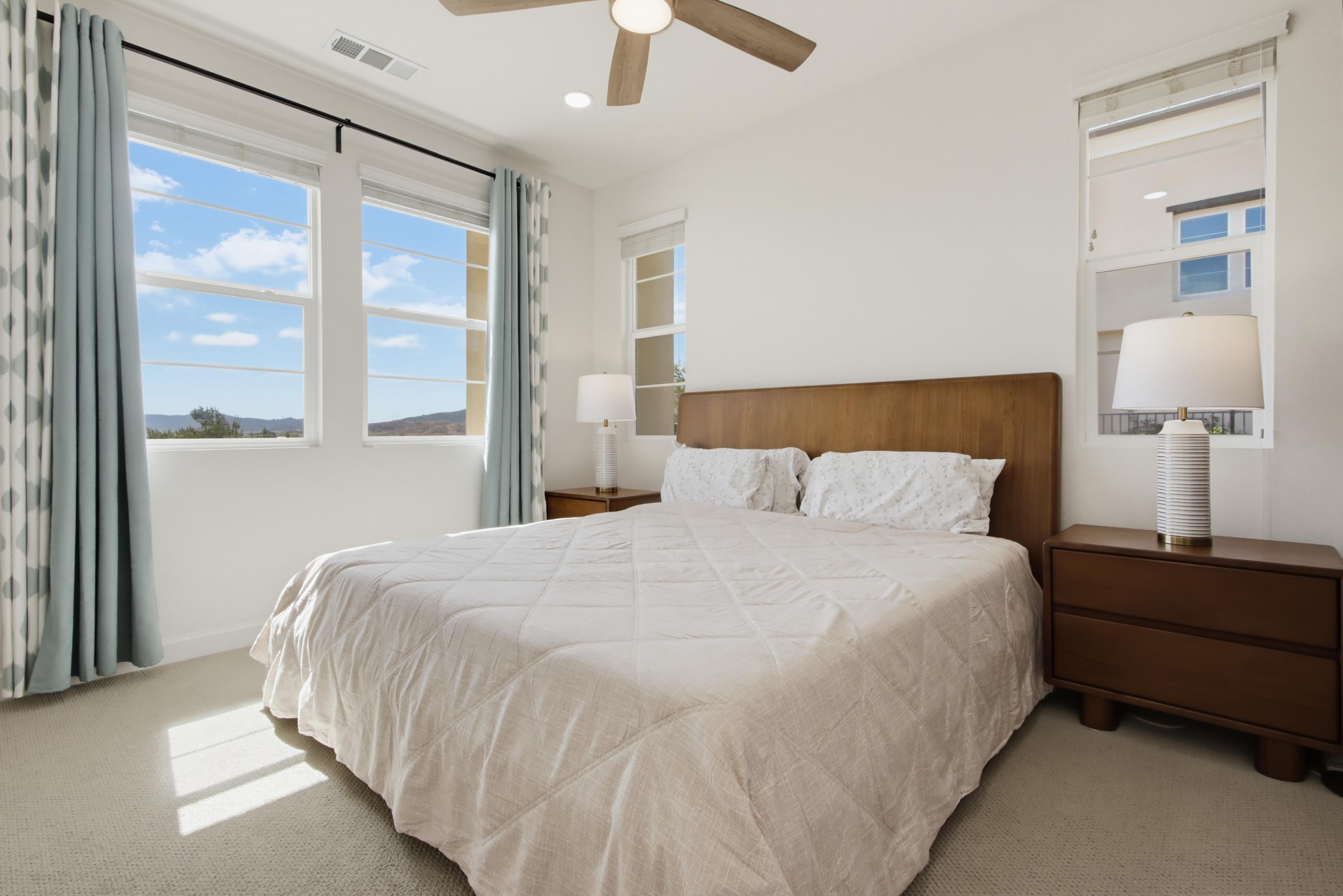 Virtual tour photo 26 of 42 for 1222 Sunrise View #105