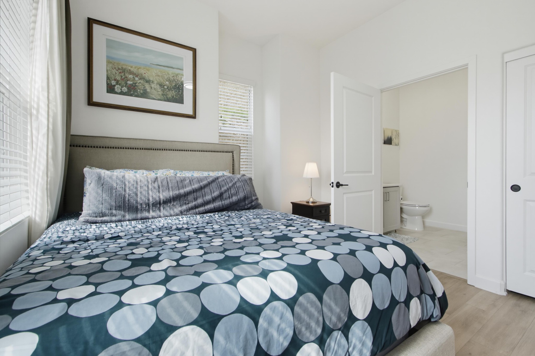 Virtual tour photo 35 of 42 for 1222 Sunrise View #105