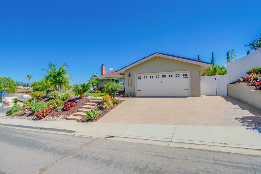 Virtual tour photo 4 of 77 for 12226 Prado Way