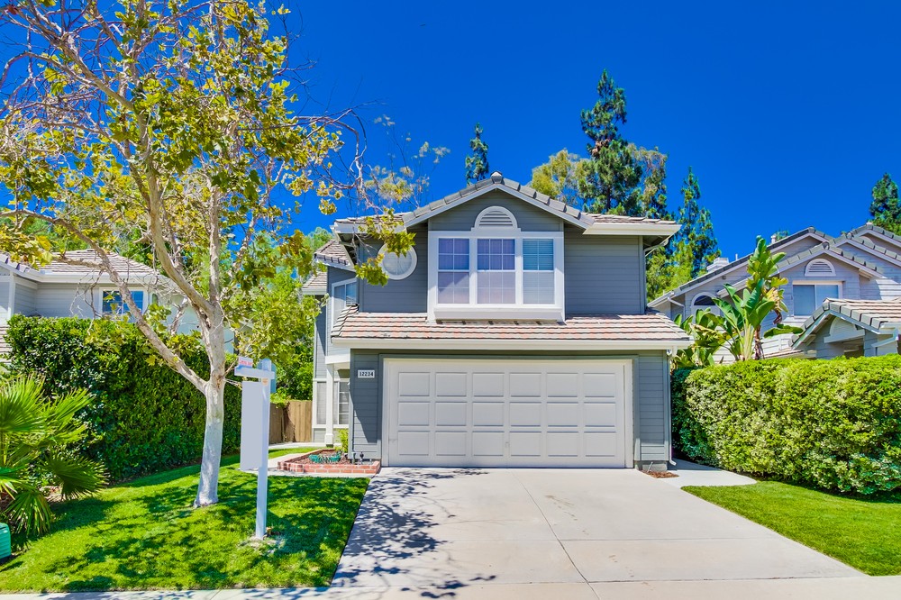 Virtual tour photo 1 of 27 for 12234 Summerbreeze Lane