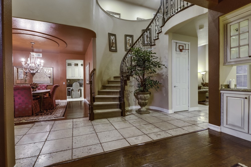 Virtual tour photo 18 of 102 for 12237 Misty Blue Ct
