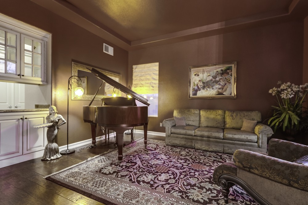 Virtual tour photo 23 of 102 for 12237 Misty Blue Ct