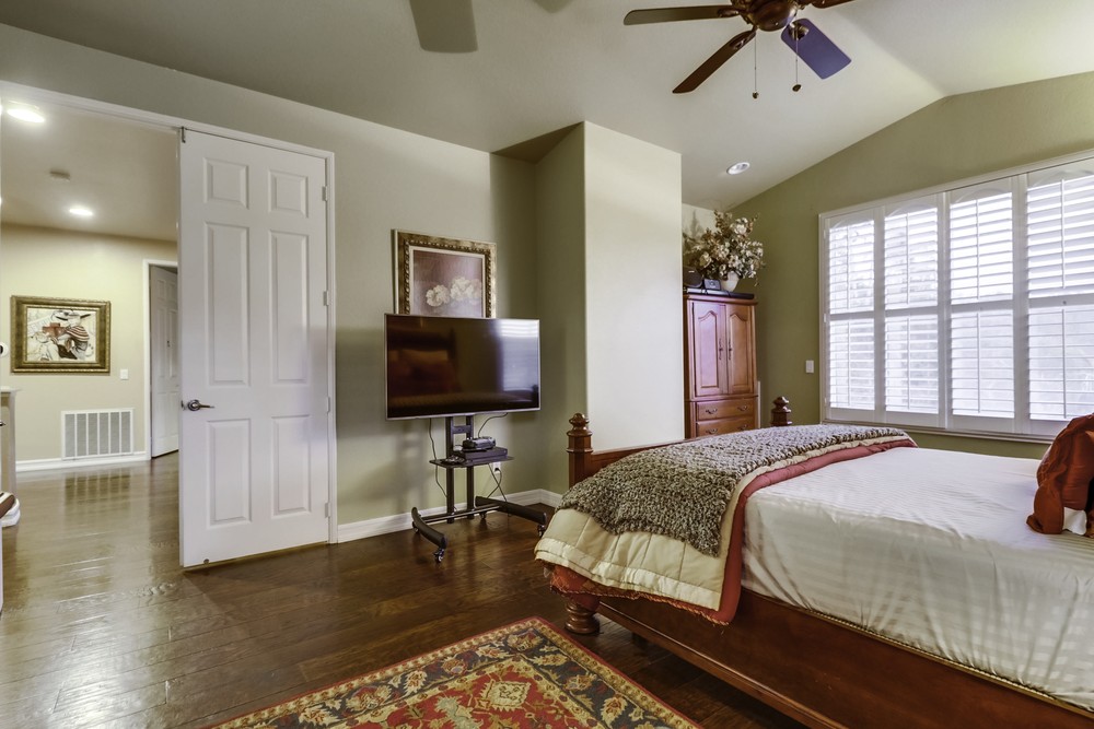 Virtual tour photo 43 of 102 for 12237 Misty Blue Ct
