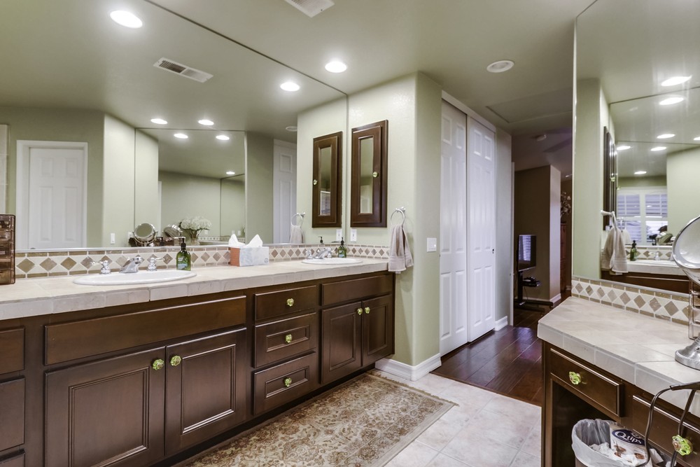 Virtual tour photo 50 of 102 for 12237 Misty Blue Ct
