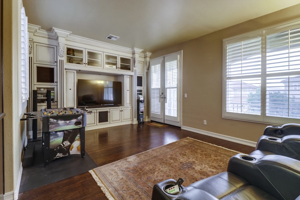Virtual tour photo 60 of 102 for 12237 Misty Blue Ct