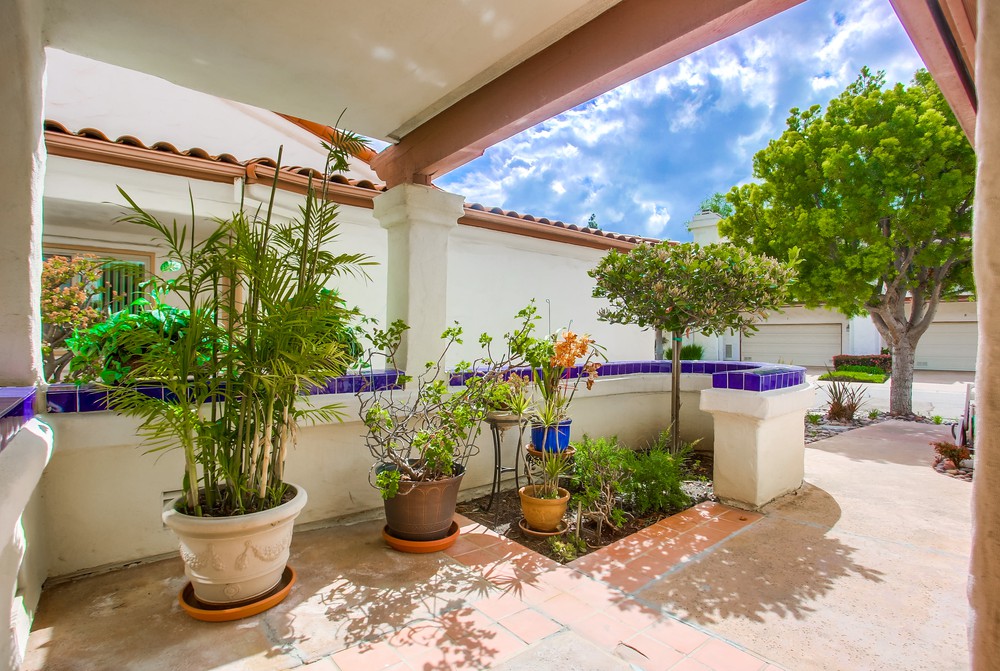 Virtual tour photo 7 of 71 for 12242 Paseo Lucido B