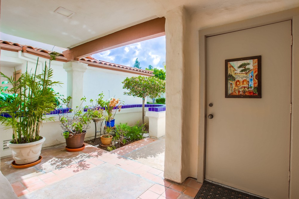 Virtual tour photo 8 of 71 for 12242 Paseo Lucido B