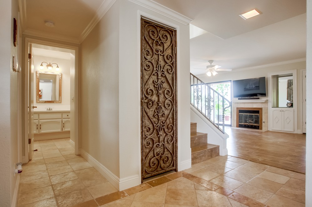 Virtual tour photo 10 of 71 for 12242 Paseo Lucido B