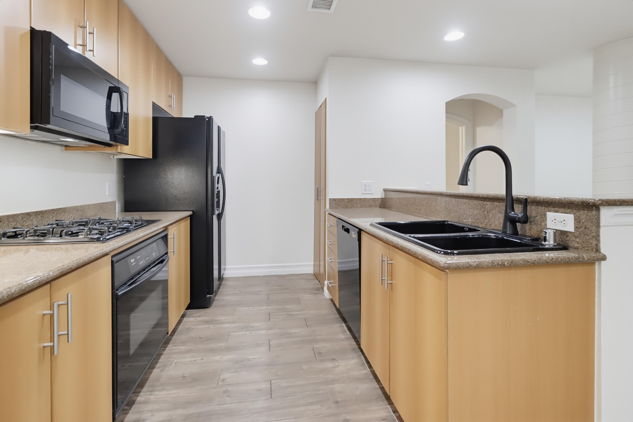 Virtual tour photo 12 of 34 for 1225 Island Ave #103