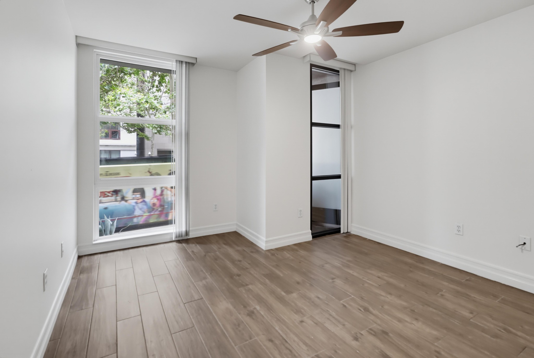 Virtual tour photo 19 of 34 for 1225 Island Ave #103