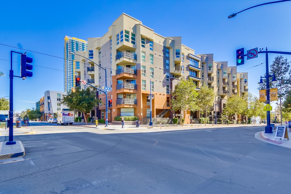 Virtual tour photo 59 of 58 for 1225 Island Ave #305