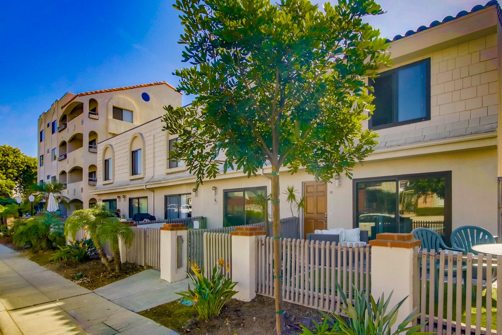 Virtual tour photo 3 of 48 for 1225 Pacific Beach Dr #3E