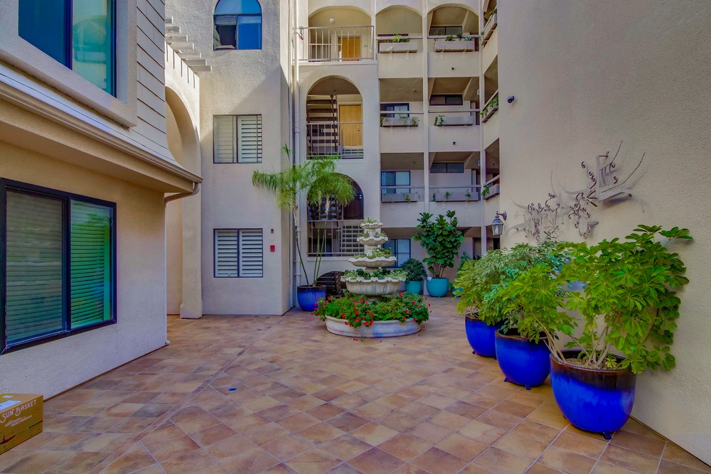 Virtual tour photo 8 of 48 for 1225 Pacific Beach Dr #3E