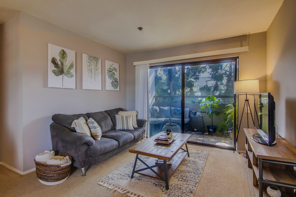 Virtual tour photo 13 of 48 for 1225 Pacific Beach Dr #3E