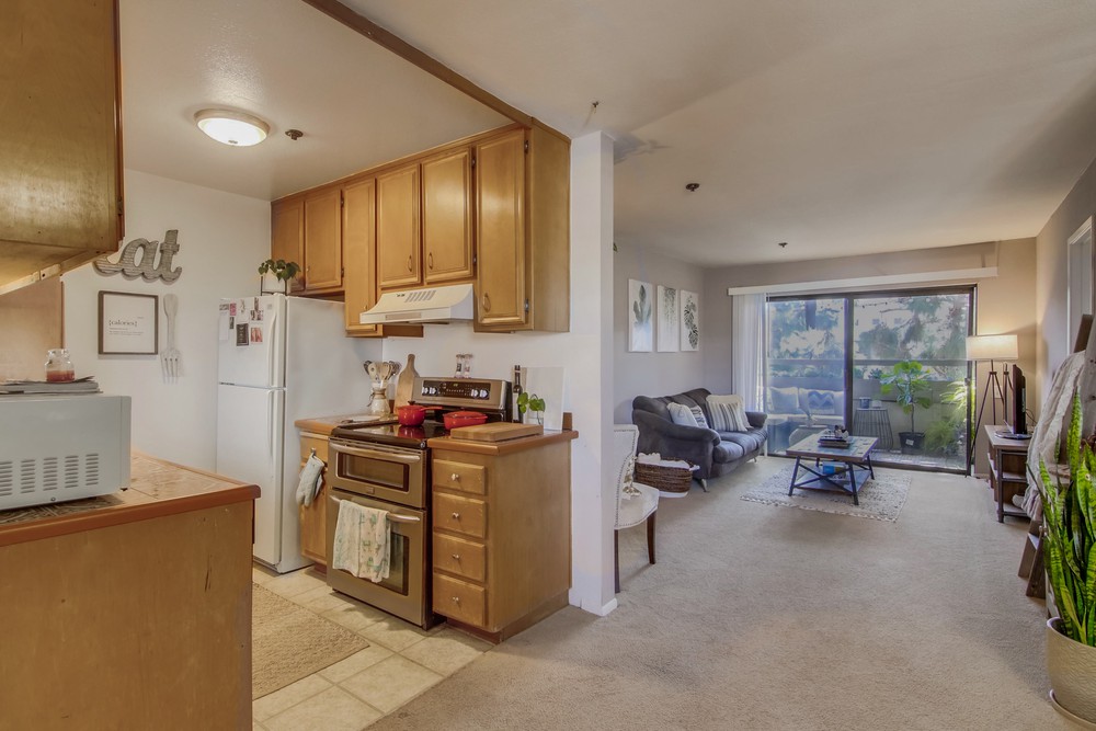 Virtual tour photo 27 of 48 for 1225 Pacific Beach Dr #3E
