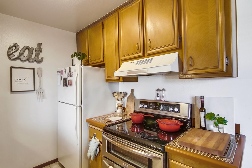 Virtual tour photo 31 of 48 for 1225 Pacific Beach Dr #3E