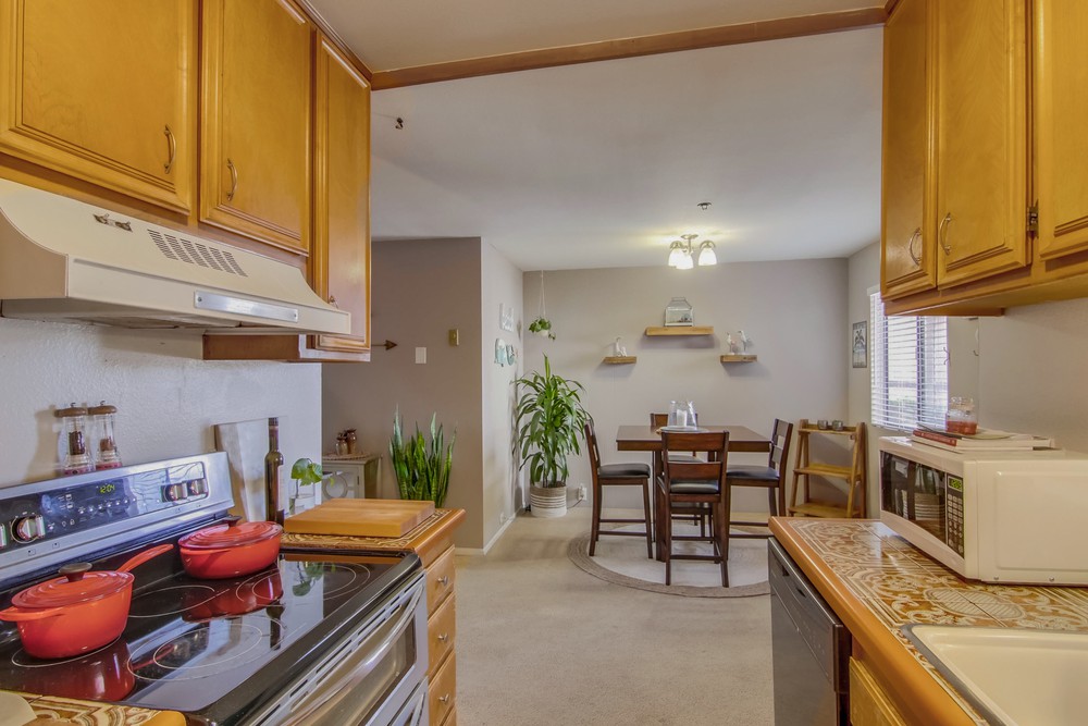 Virtual tour photo 32 of 48 for 1225 Pacific Beach Dr #3E