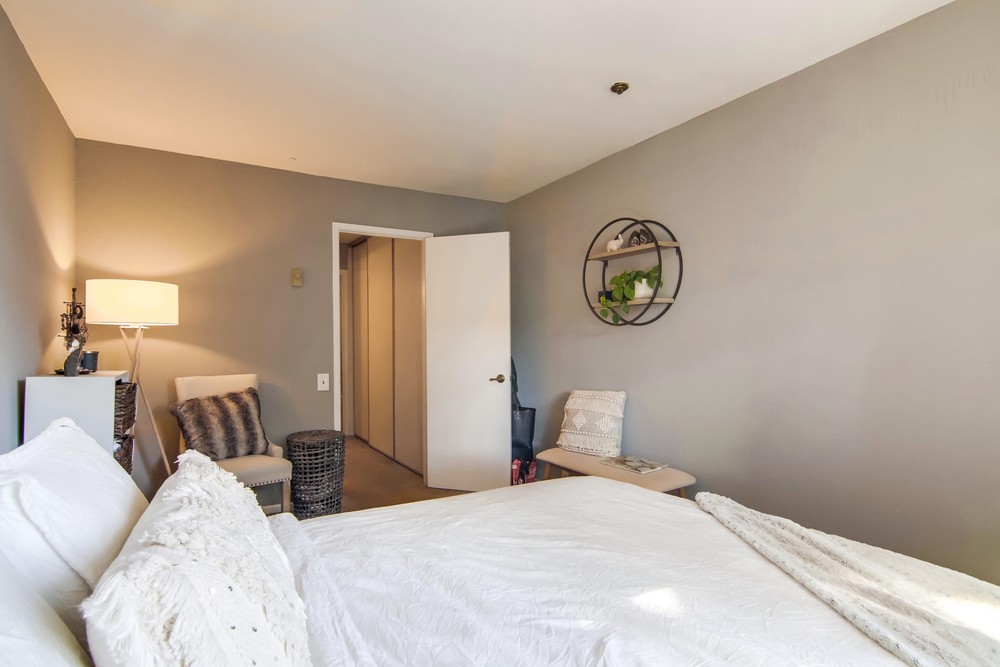 Virtual tour photo 38 of 48 for 1225 Pacific Beach Dr #3E