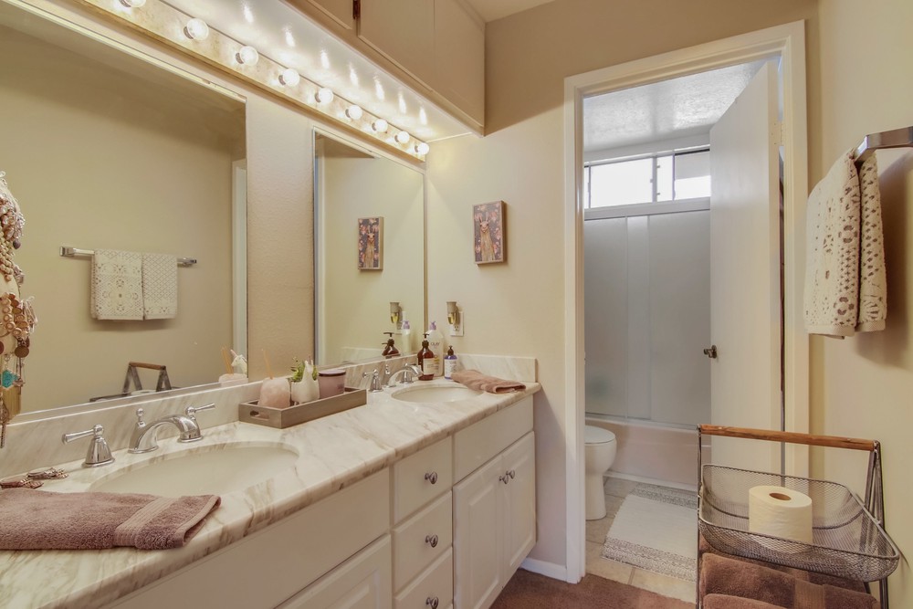 Virtual tour photo 47 of 48 for 1225 Pacific Beach Dr #3E