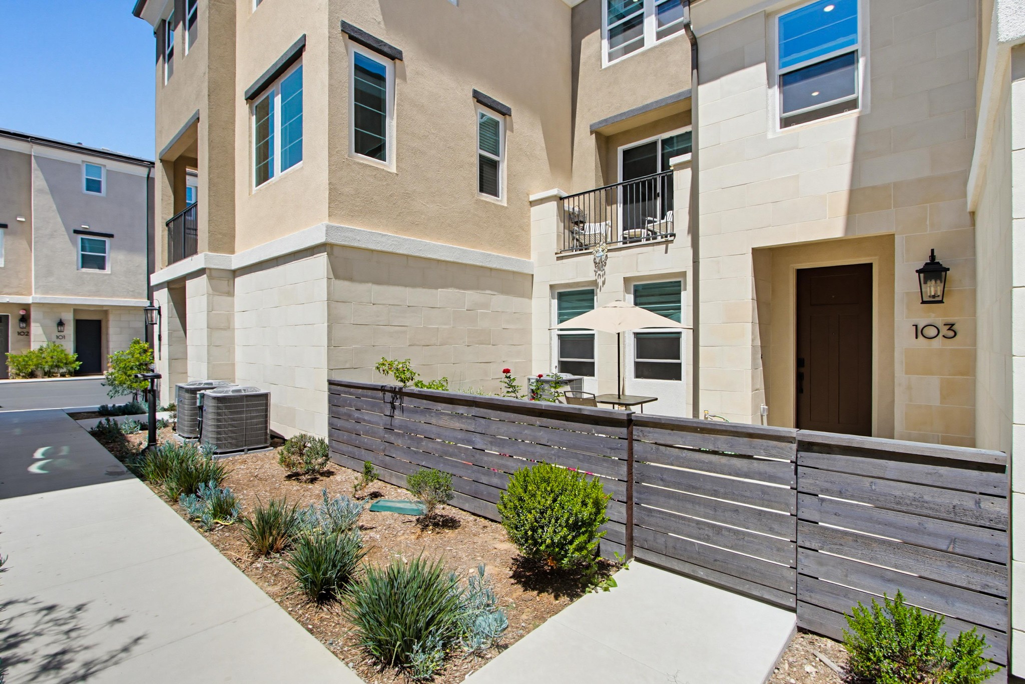 Virtual tour photo 1 of 48 for 1225 Sunrise View Unit 103
