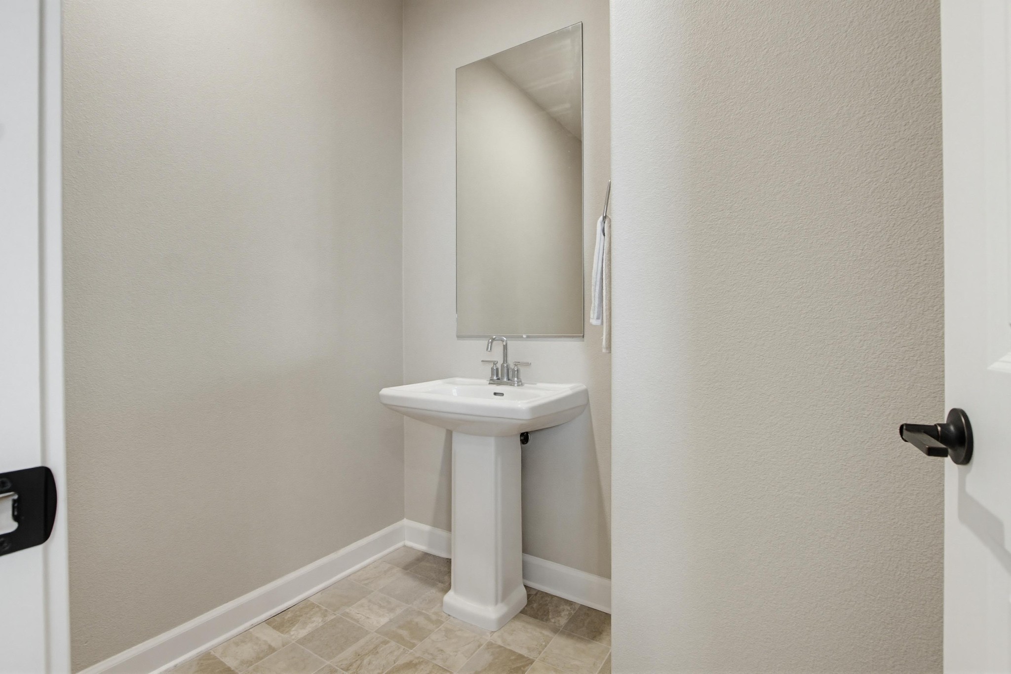 Virtual tour photo 22 of 48 for 1225 Sunrise View Unit 103
