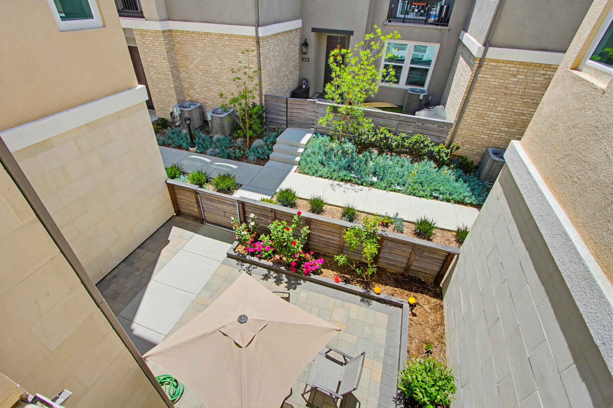 Virtual tour photo 25 of 48 for 1225 Sunrise View Unit 103