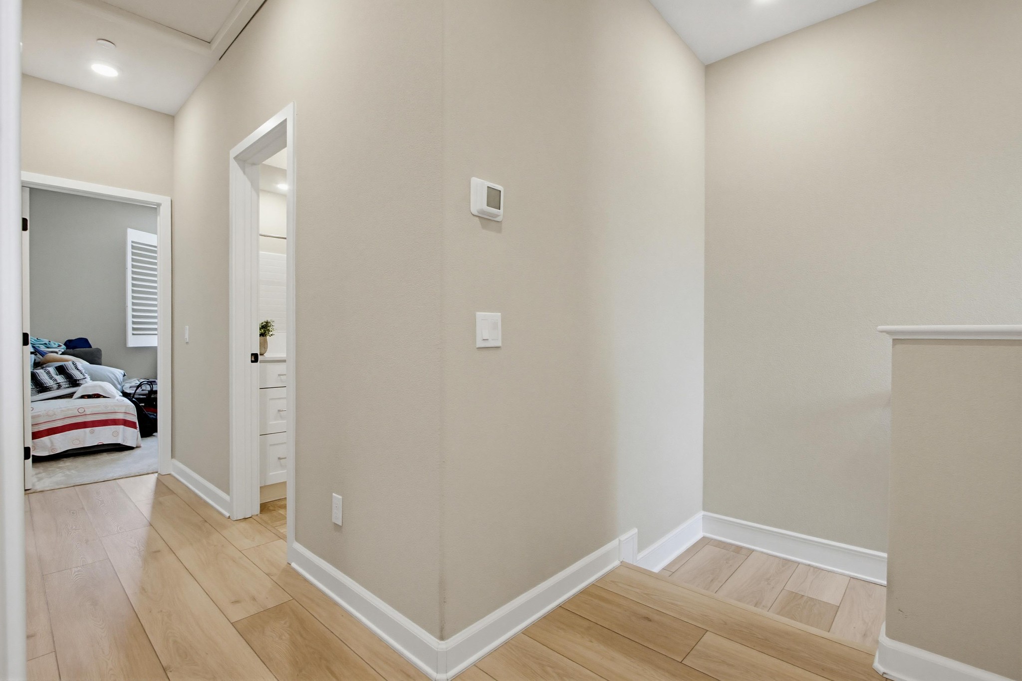 Virtual tour photo 27 of 48 for 1225 Sunrise View Unit 103
