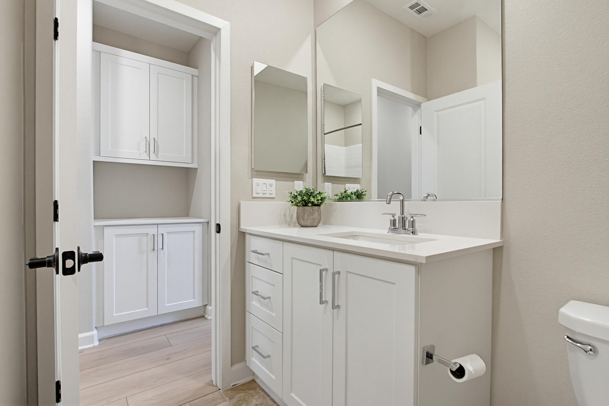 Virtual tour photo 38 of 48 for 1225 Sunrise View Unit 103
