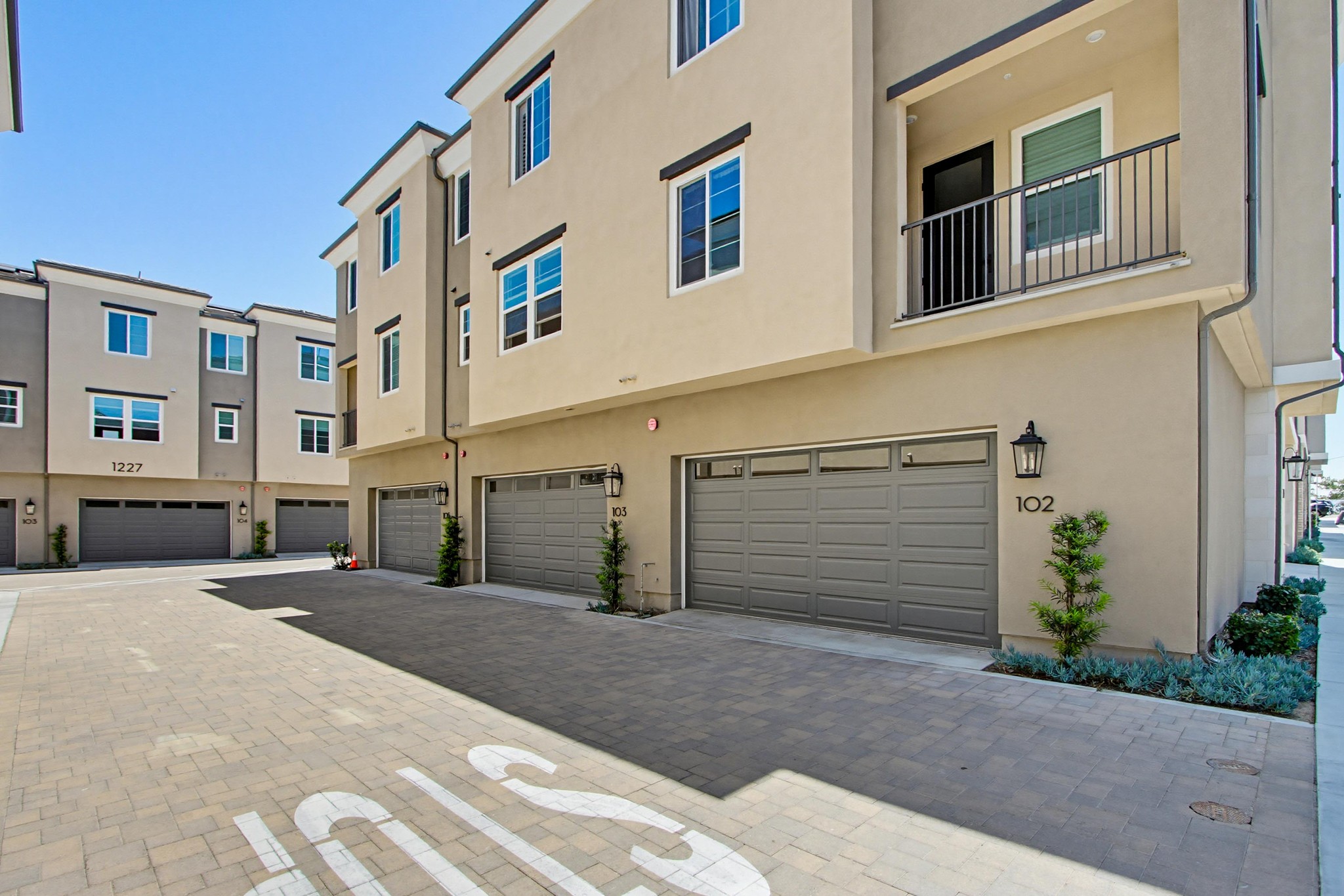 Virtual tour photo 46 of 48 for 1225 Sunrise View Unit 103