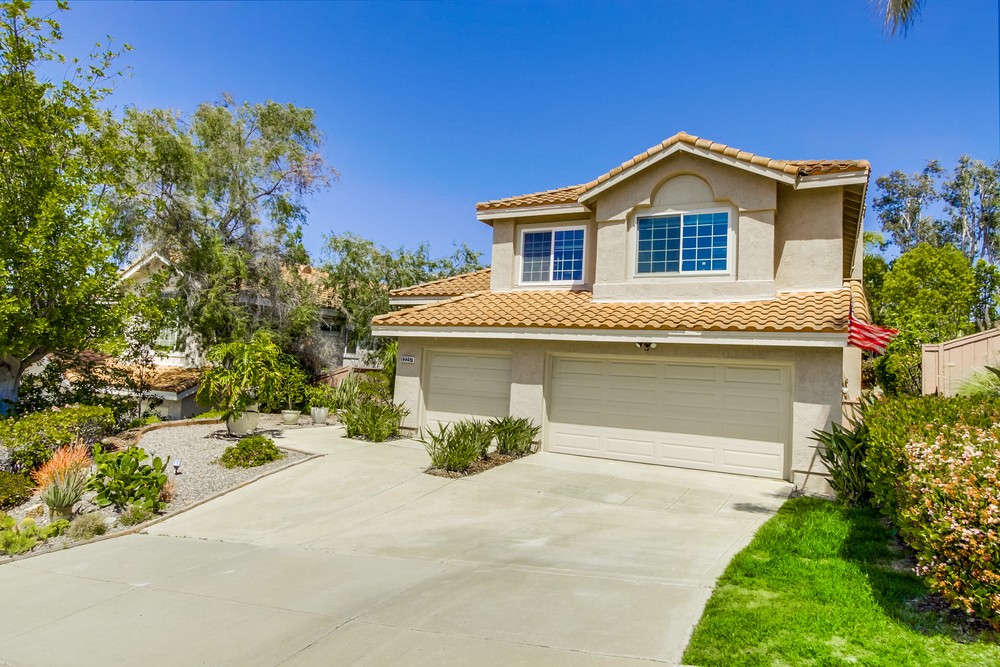 Virtual tour photo 3 of 45 for 12257 Branicole Ln