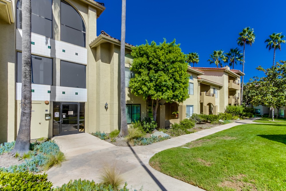 Virtual tour photo 4 of 51 for 12260 Corte Sabio #5206
