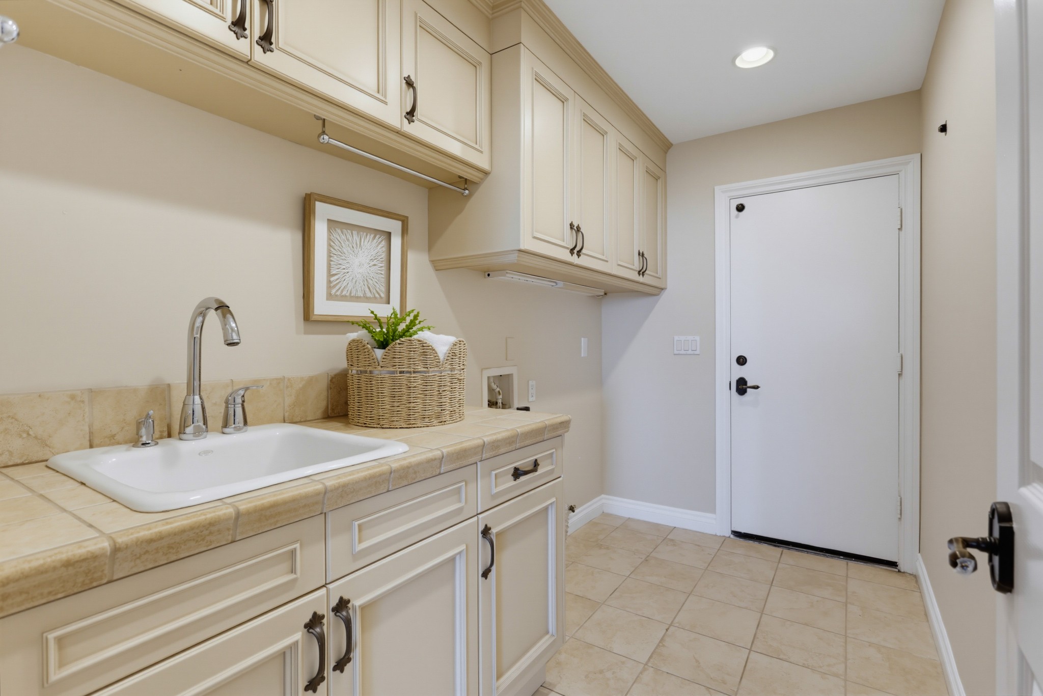 Virtual tour photo 27 of 56 for 12272 Rue Cheaumont