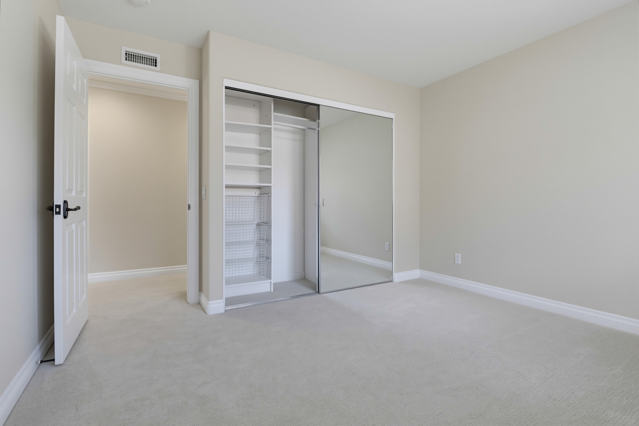 Virtual tour photo 43 of 56 for 12272 Rue Cheaumont