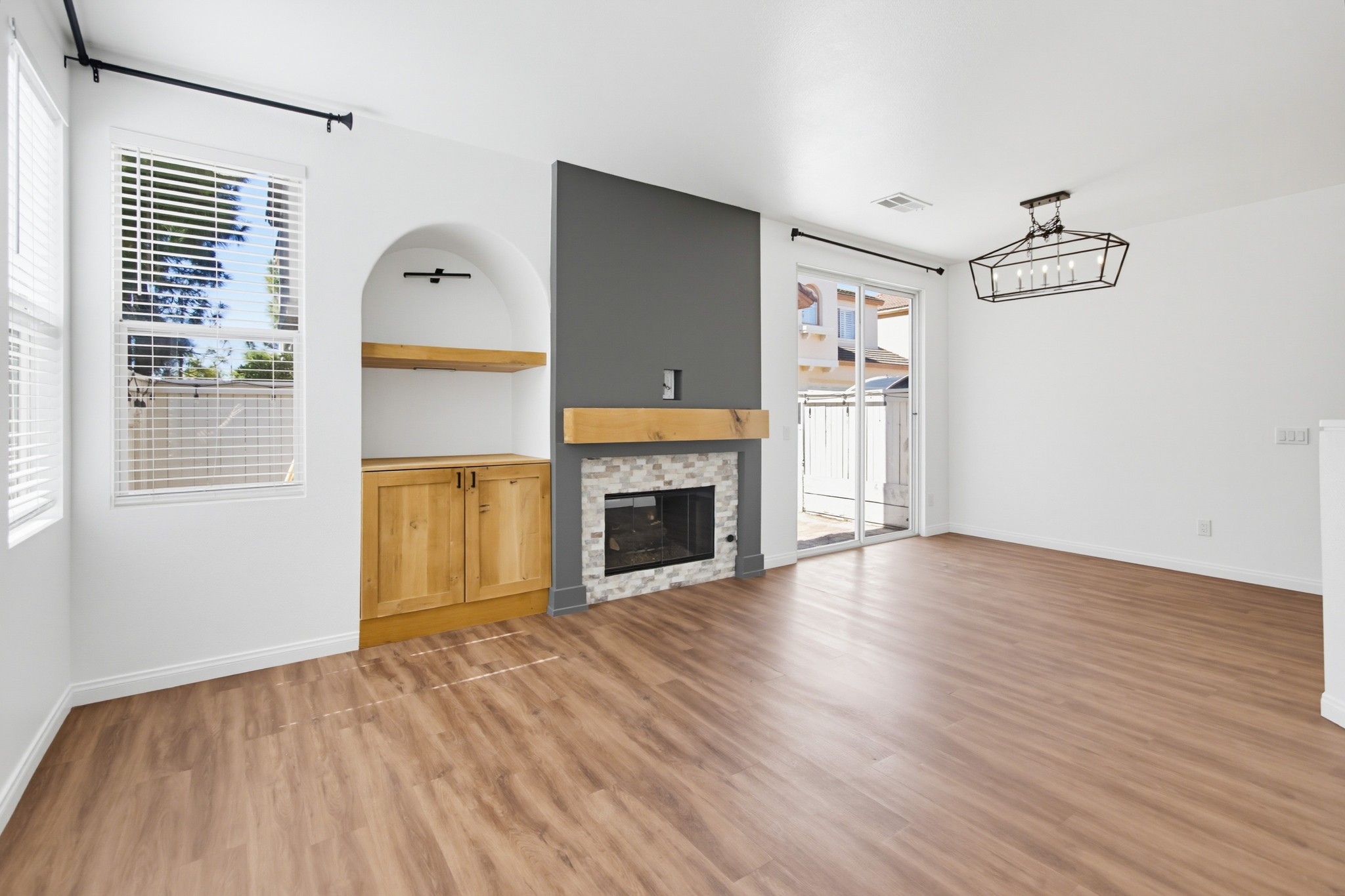 Virtual tour photo 7 of 43 for 1228 La Vida Ct