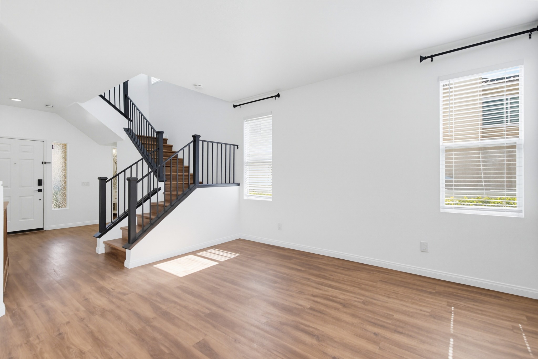 Virtual tour photo 9 of 43 for 1228 La Vida Ct