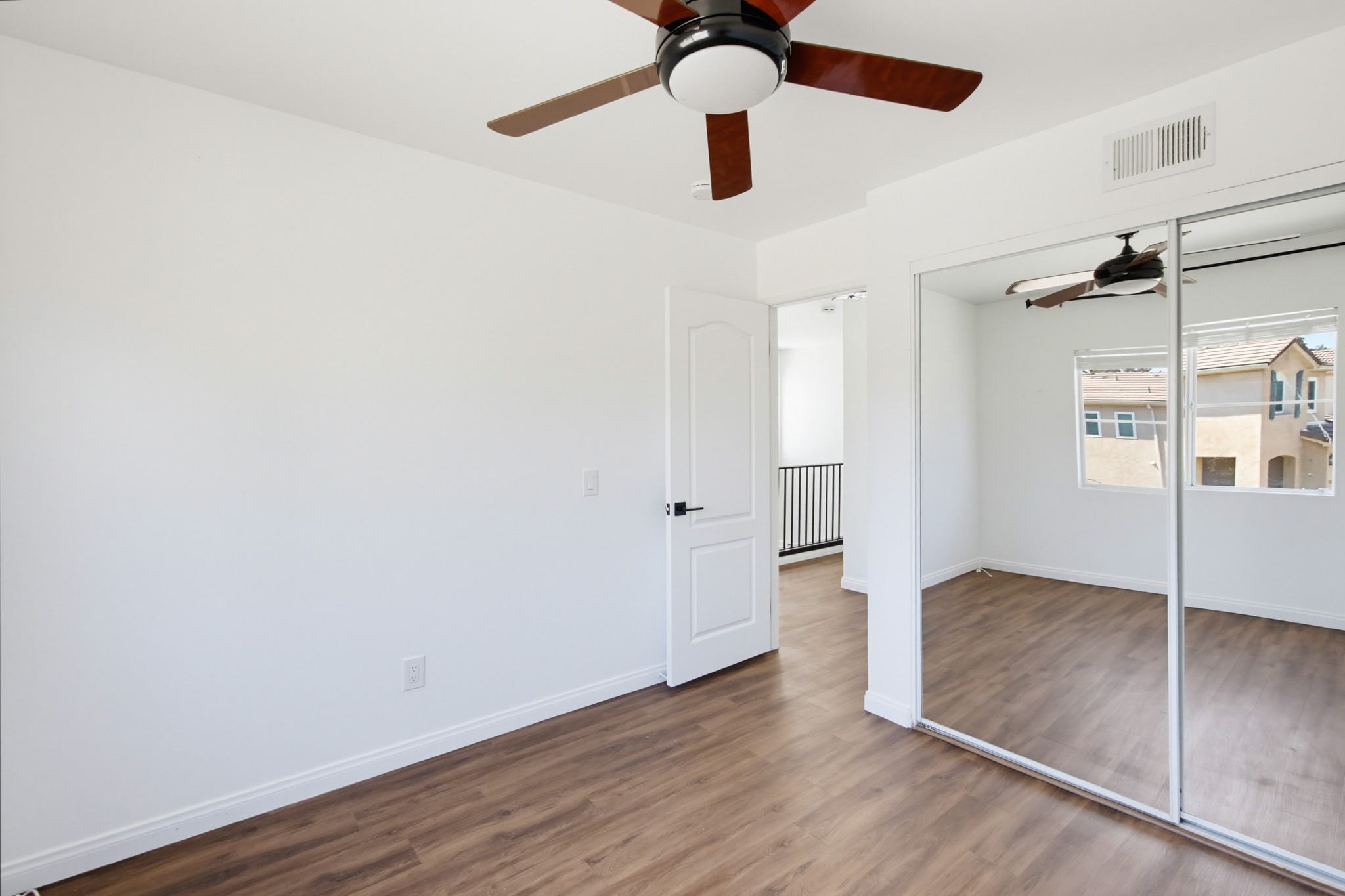 Virtual tour photo 31 of 43 for 1228 La Vida Ct
