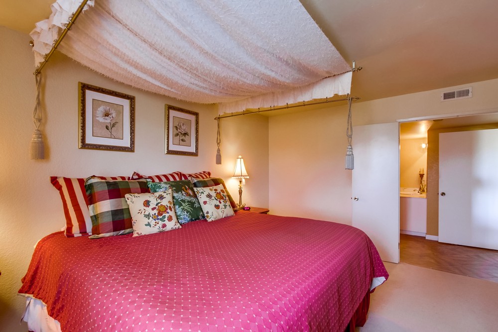 Virtual tour photo 13 of 26 for 12290 Corte Sabio