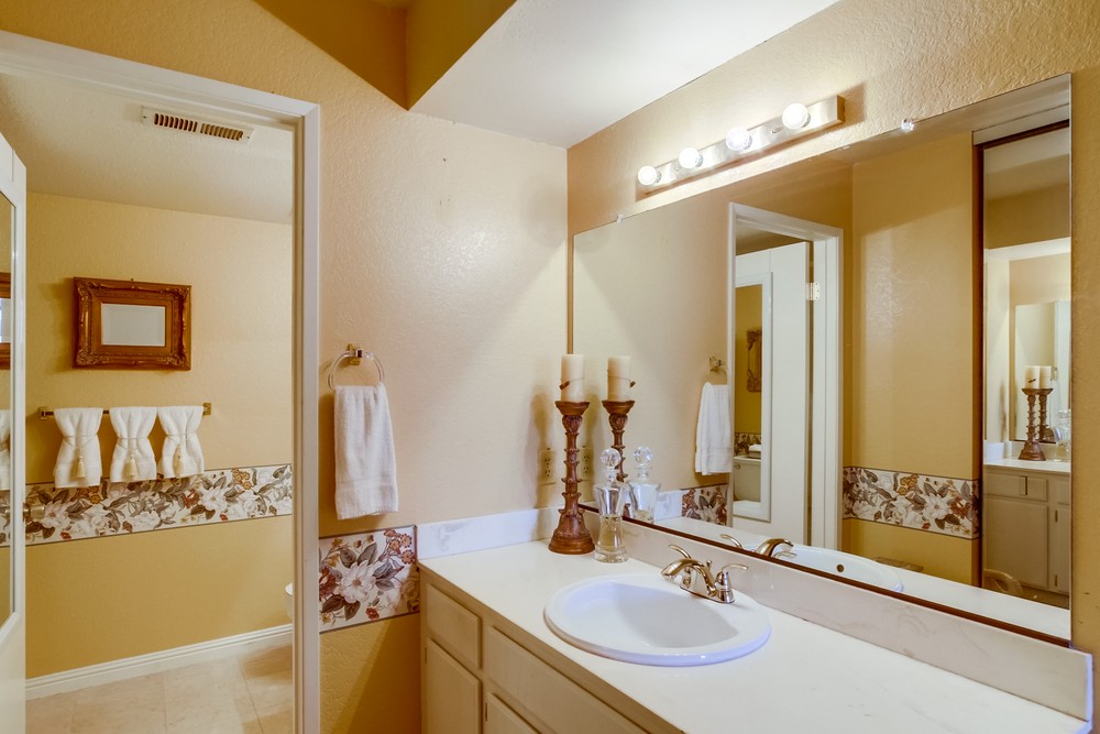 Virtual tour photo 16 of 26 for 12290 Corte Sabio