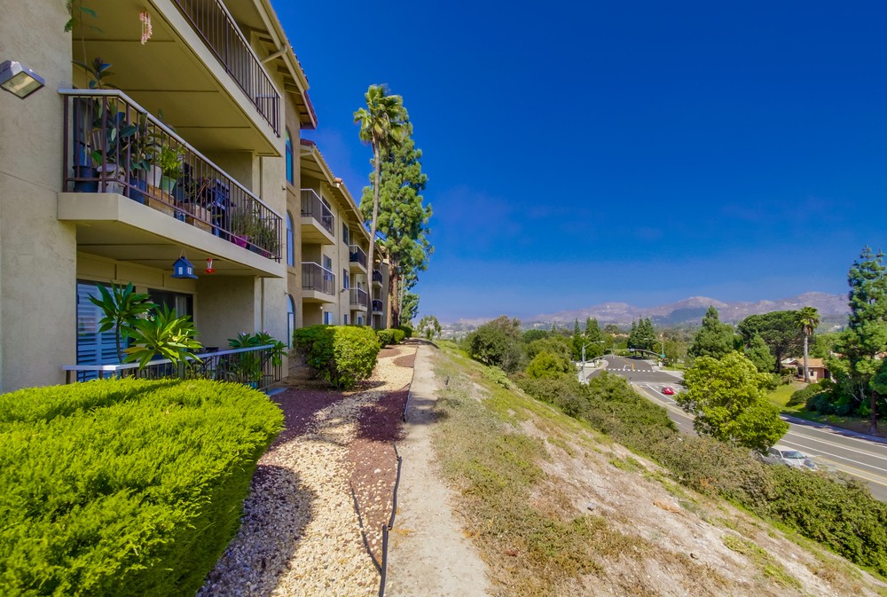 Virtual tour photo 22 of 26 for 12290 Corte Sabio