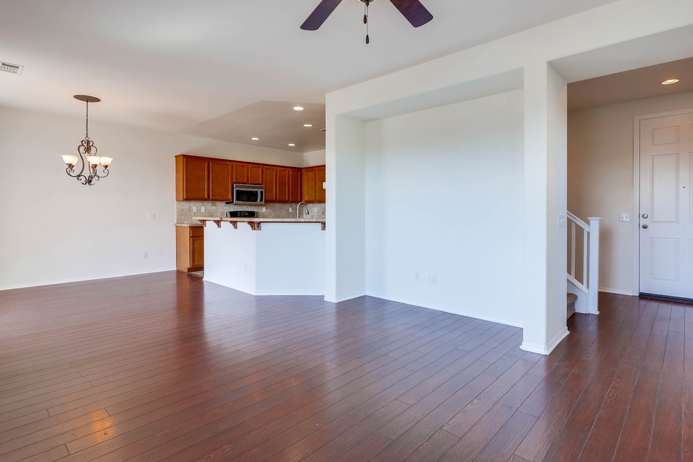 Virtual tour photo 7 of 40 for 123 S Meadowbrook Dr