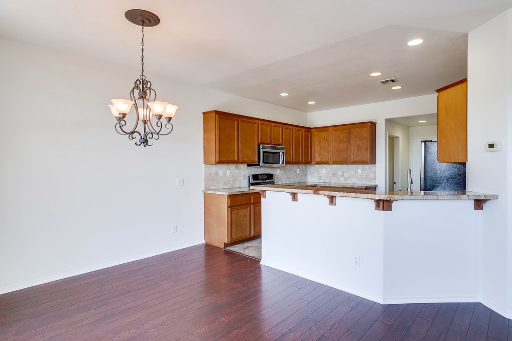 Virtual tour photo 10 of 40 for 123 S Meadowbrook Dr