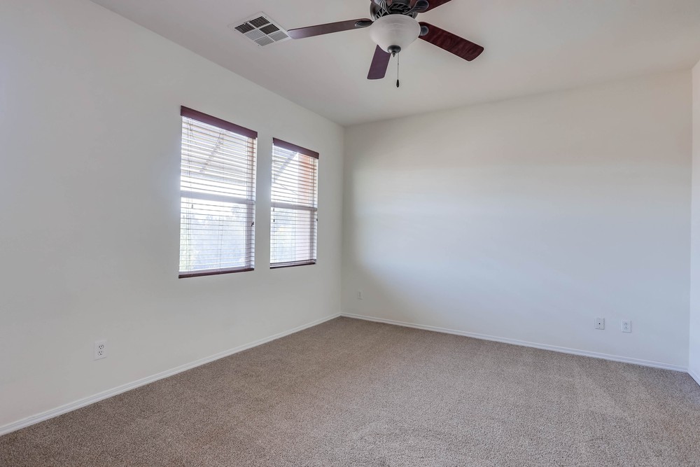 Virtual tour photo 20 of 40 for 123 S Meadowbrook Dr