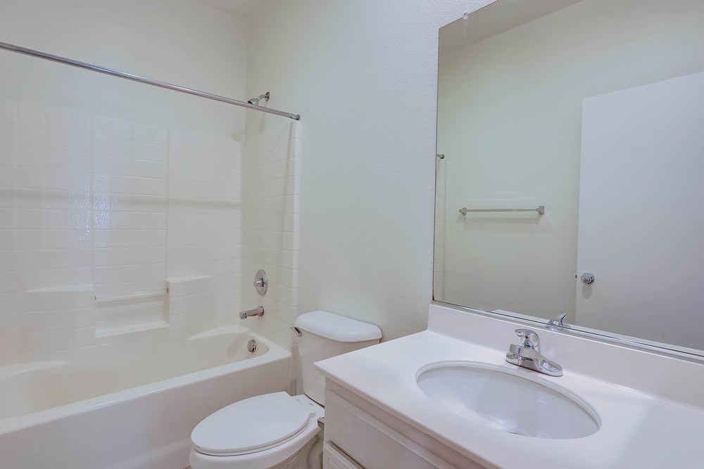 Virtual tour photo 31 of 40 for 123 S Meadowbrook Dr