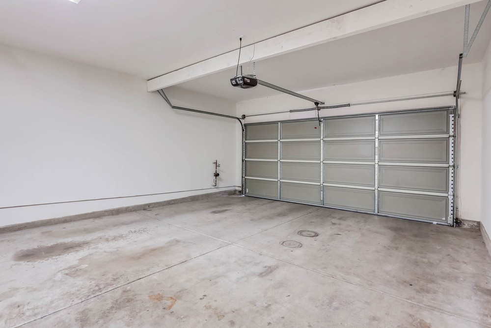 Virtual tour photo 35 of 40 for 123 S Meadowbrook Dr
