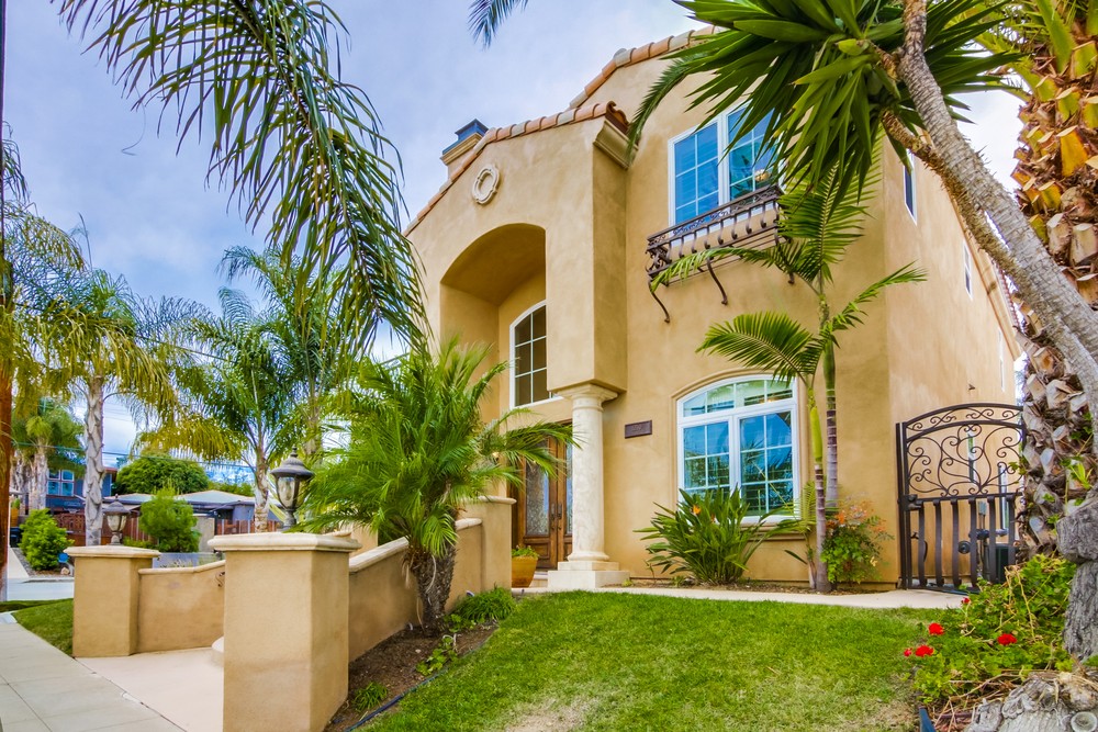 Virtual tour photo 5 of 68 for 1230 W Brookes Ave