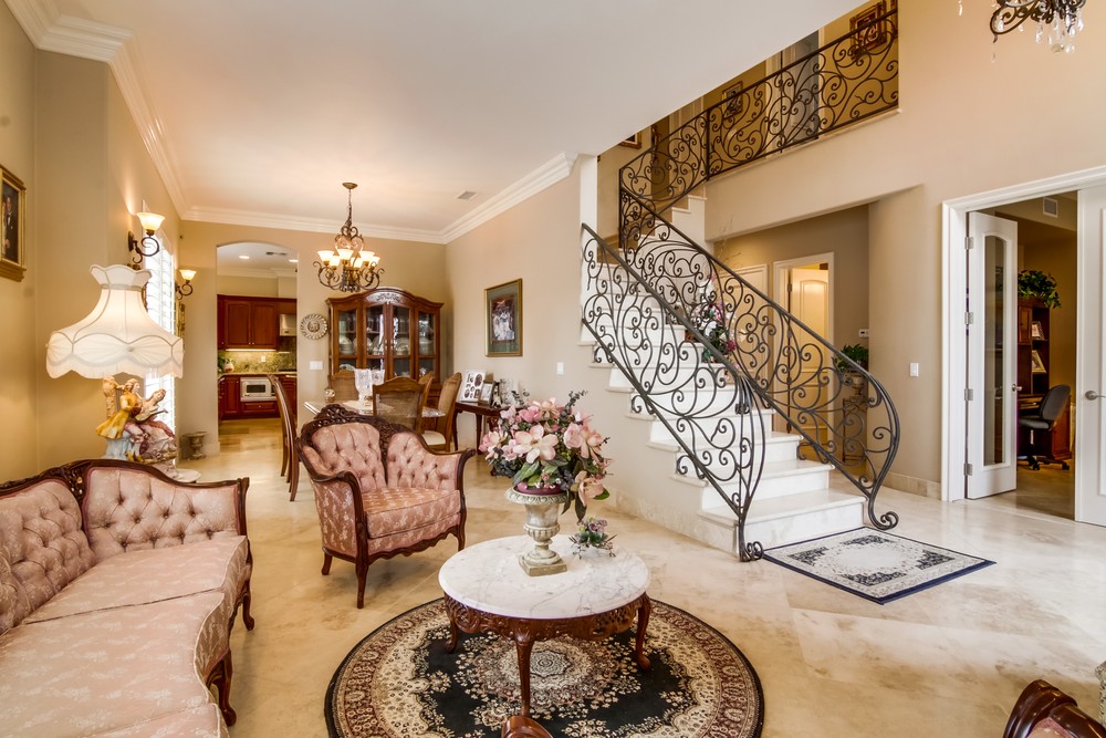 Virtual tour photo 11 of 68 for 1230 W Brookes Ave
