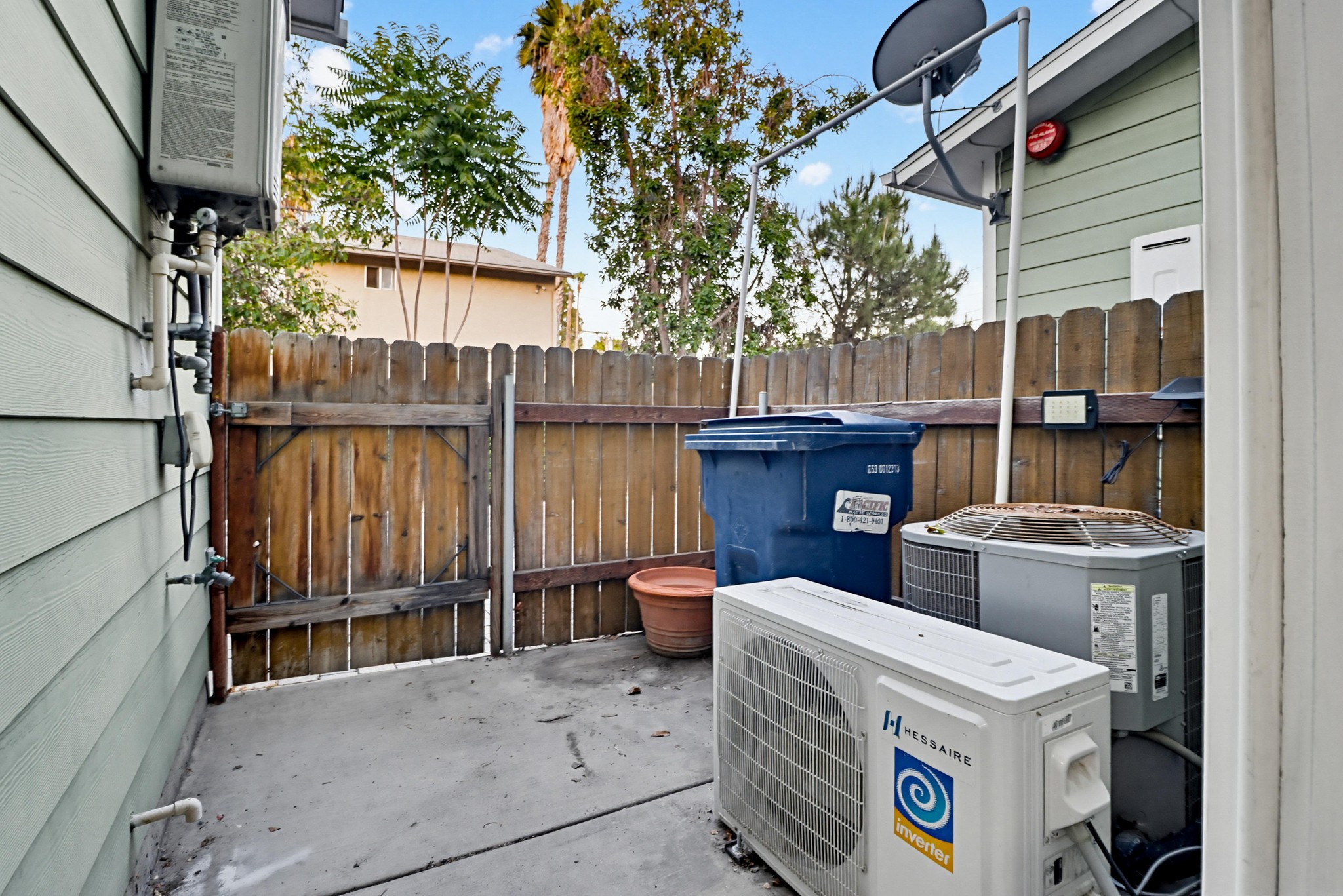 Virtual tour photo 49 of 50 for 12306 Lakeshore Dr UNIT 2