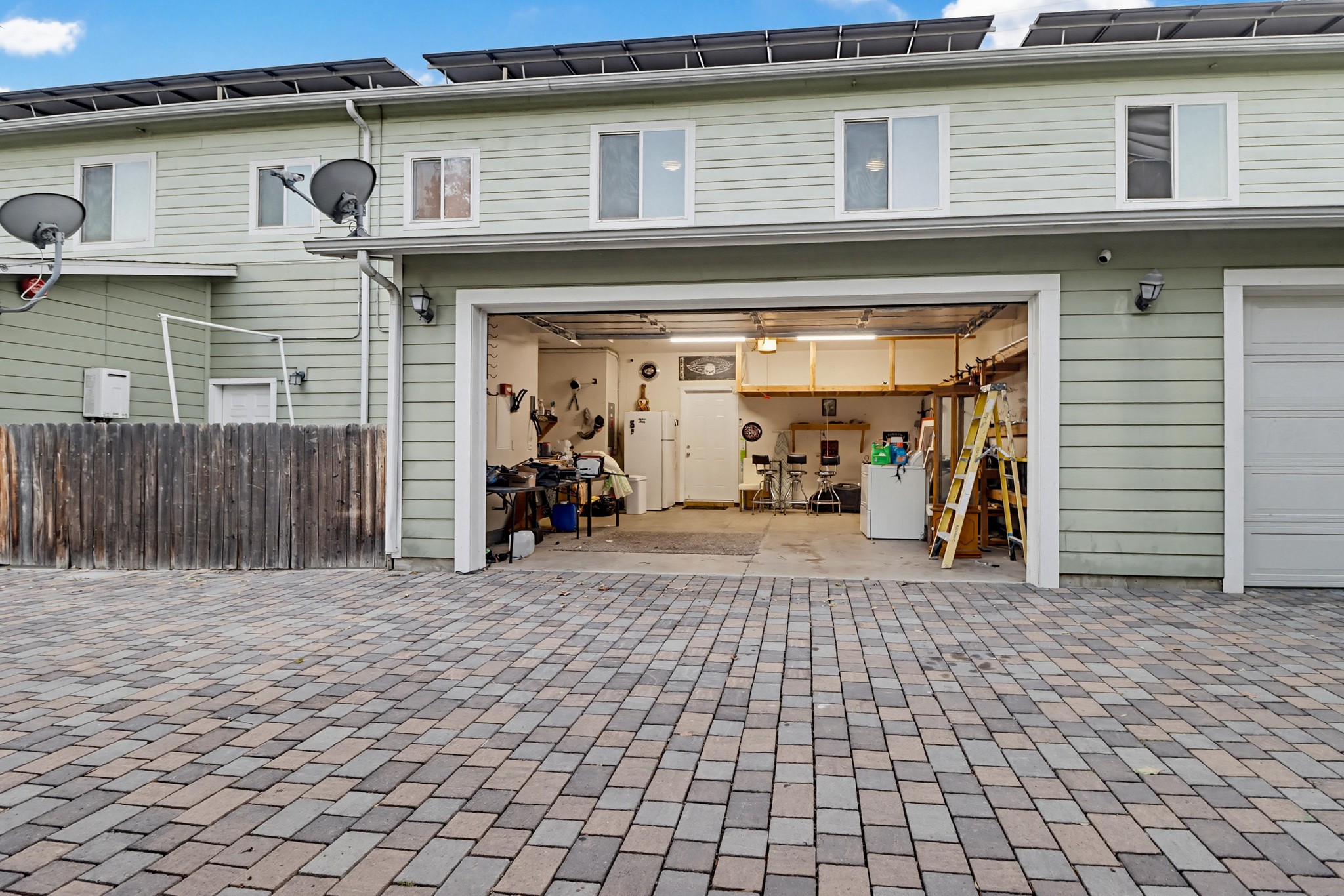 Virtual tour photo 51 of 50 for 12306 Lakeshore Dr UNIT 2