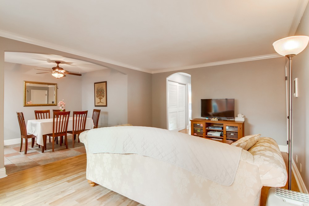 Virtual tour photo 9 of 40 for 1231 Pennsylvania Ave APT 3