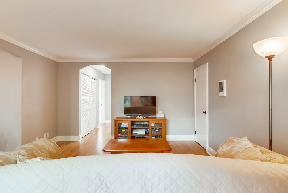 Virtual tour photo 10 of 40 for 1231 Pennsylvania Ave APT 3